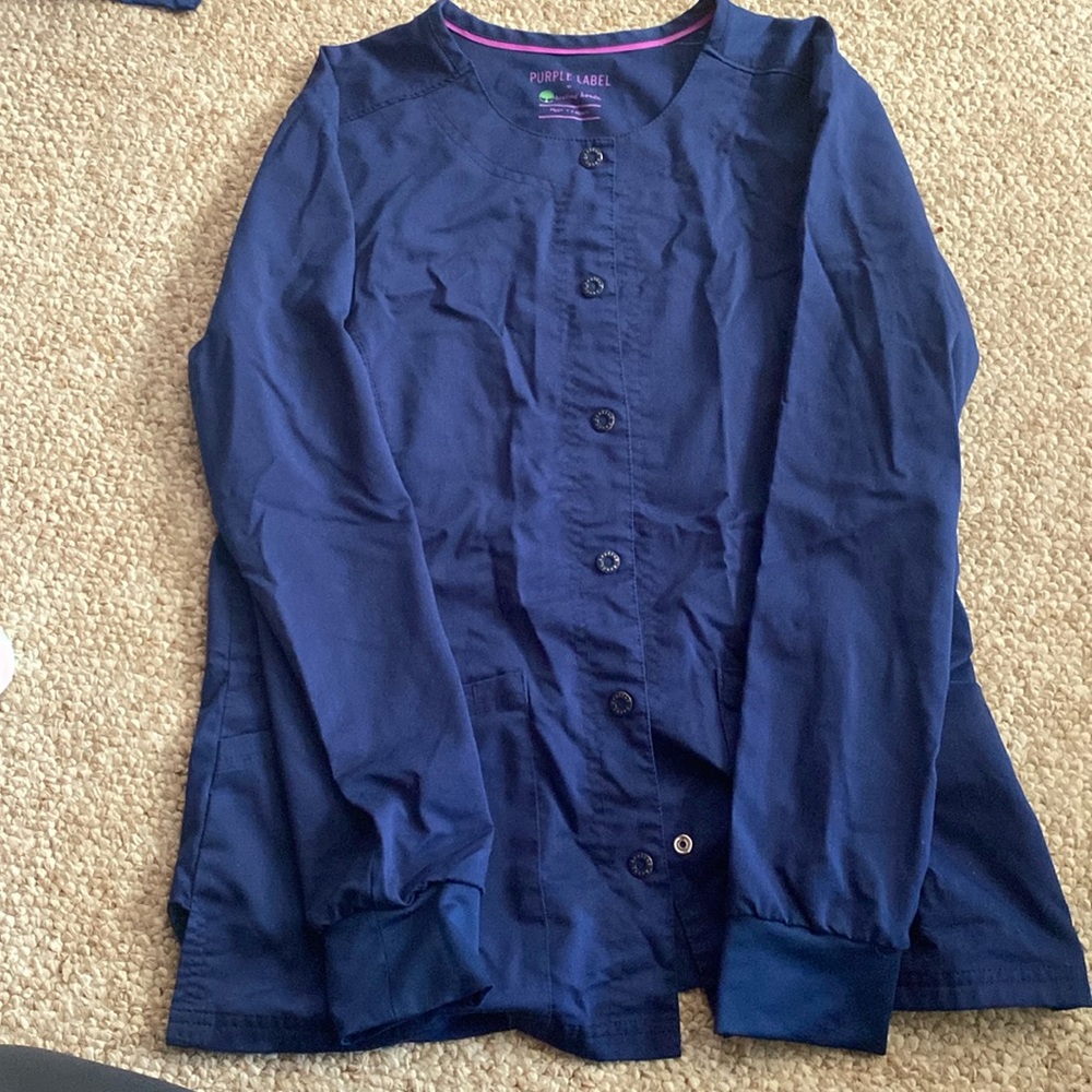 GUC small scrub jacket